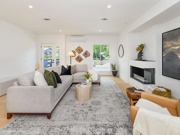 1116 Foster Rd, Napa, CA 94558