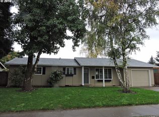 1293 Kenray Loop, Springfield, OR 97477