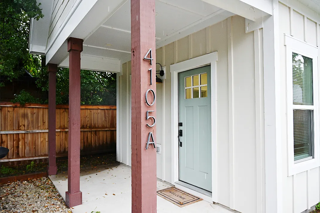 Building Photo - 4105 Peachtree Ave #A