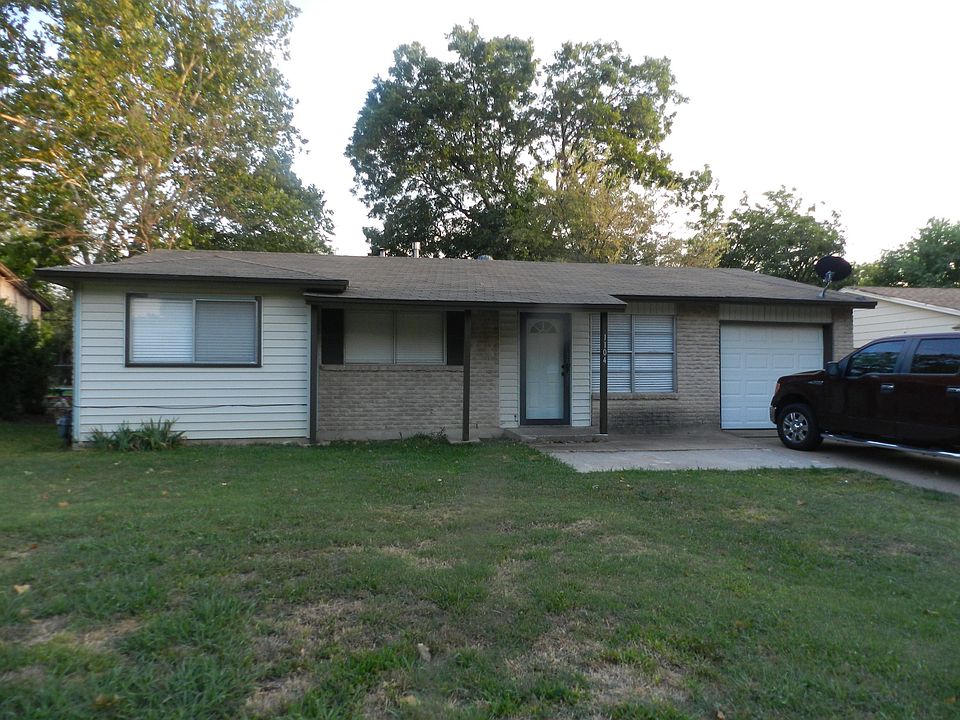 1st image of 1104 Glynn Oaks Dr