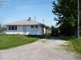 6102 Bauer Rd, Bellevue, OH 44811