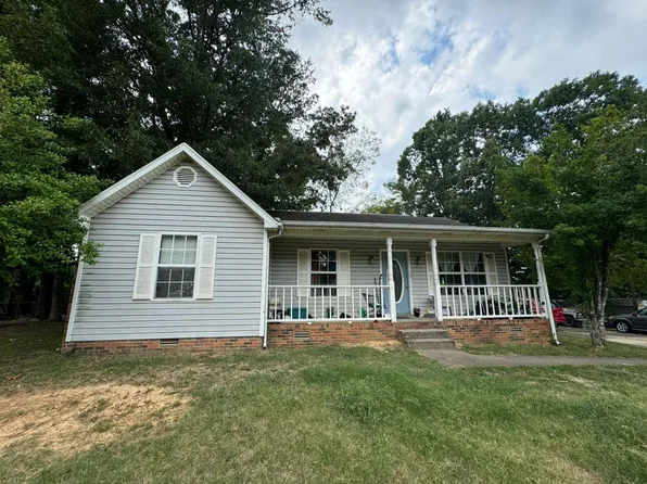210 Luther Ct, Dickson, TN 37055