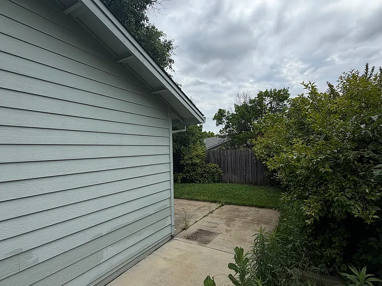 4314 Lynbrook Loop #2 — Photo 30