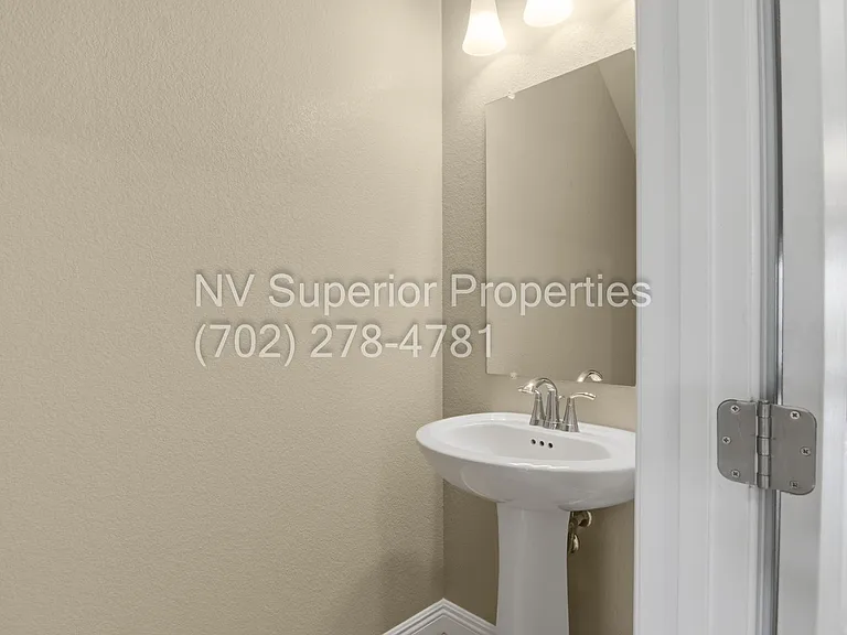 4627 Chestnut Tiger St — Photo 11