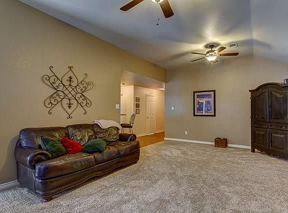 5th image of 4201 Briarcreek Dr