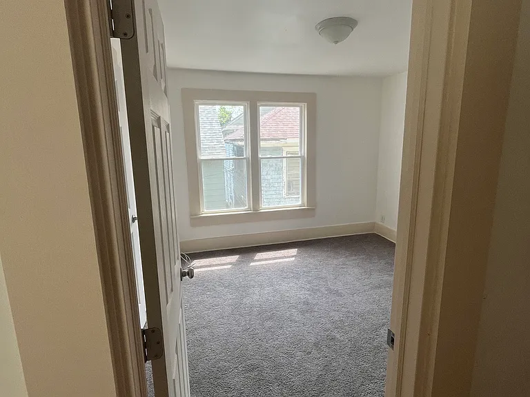 1611 Pennsylvania Ave — Photo 6
