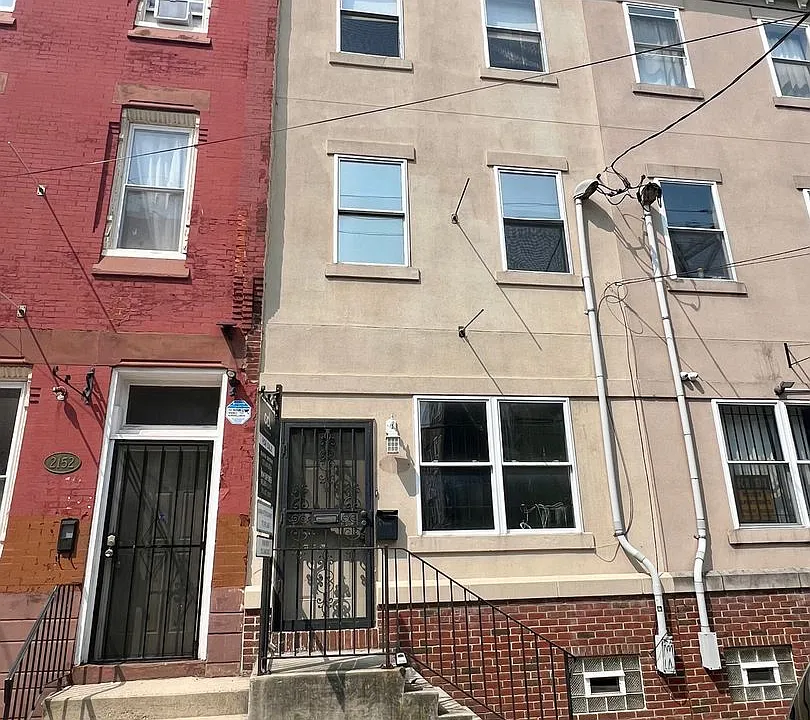 2154 N Carlisle St