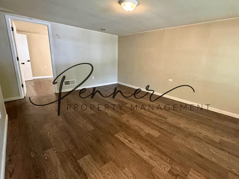 16701 E 28th Pl — Photo 9