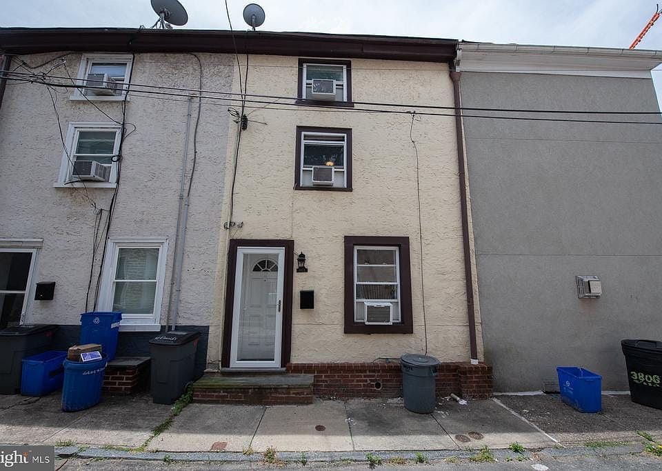1st image of 4424 Saint Davids St