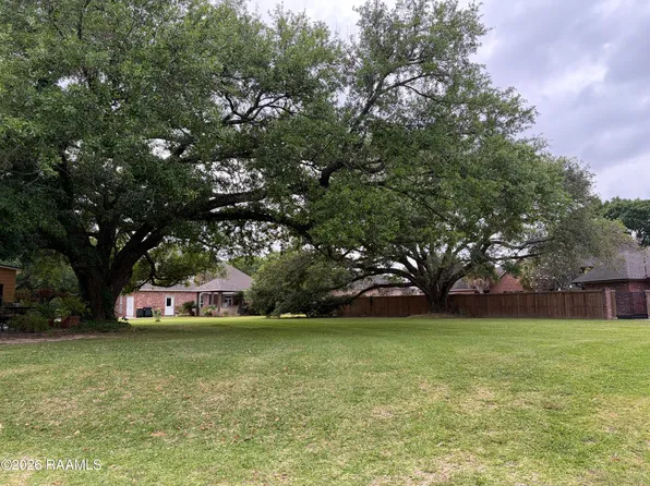 103 Sugar Bnd, New Iberia, LA 70563
