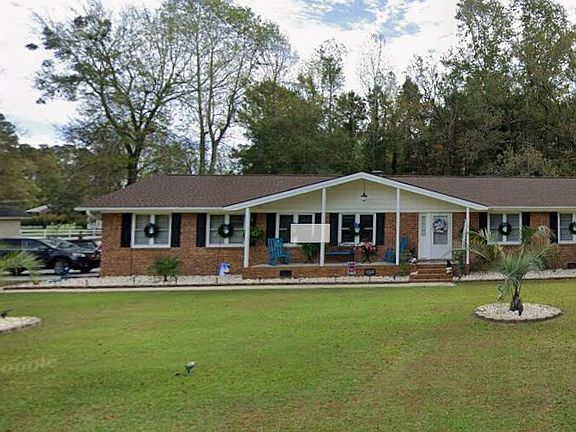 3rd image of 361 Country Club Road