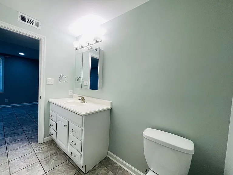 202 Chesterfield Ln #101 — Photo 5