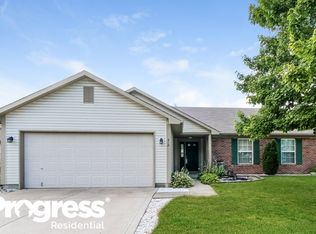 818 Washington Cove Way, Indianapolis, IN