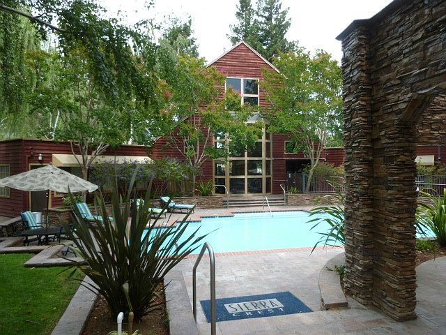 1st image of 1040 Yarwood Ct