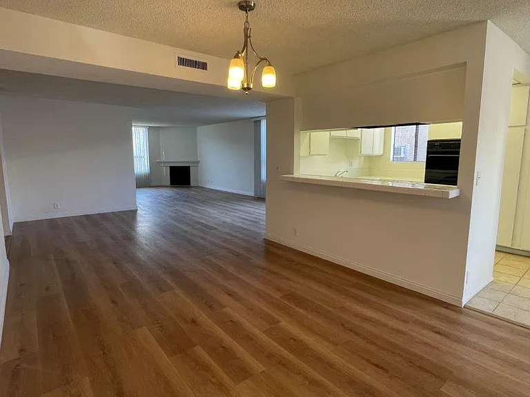11747 Darlington Ave #204 — Photo 7