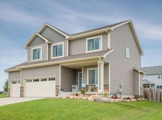 517 3rd St SE, Bondurant, IA 50035