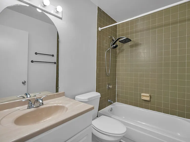 5850 Peregrine Ave #C10 — Photo 23