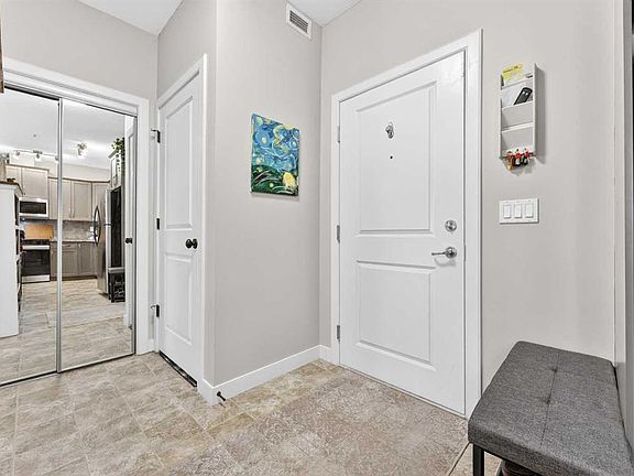 4th image of 35 Aspenmont Hts SW #216