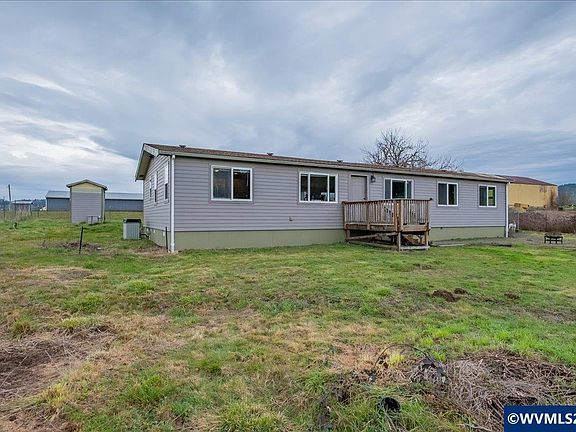 2nd image of 1299 Ankeny Hill Rd SE