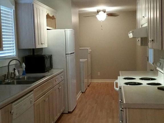 Kitchen and laundry