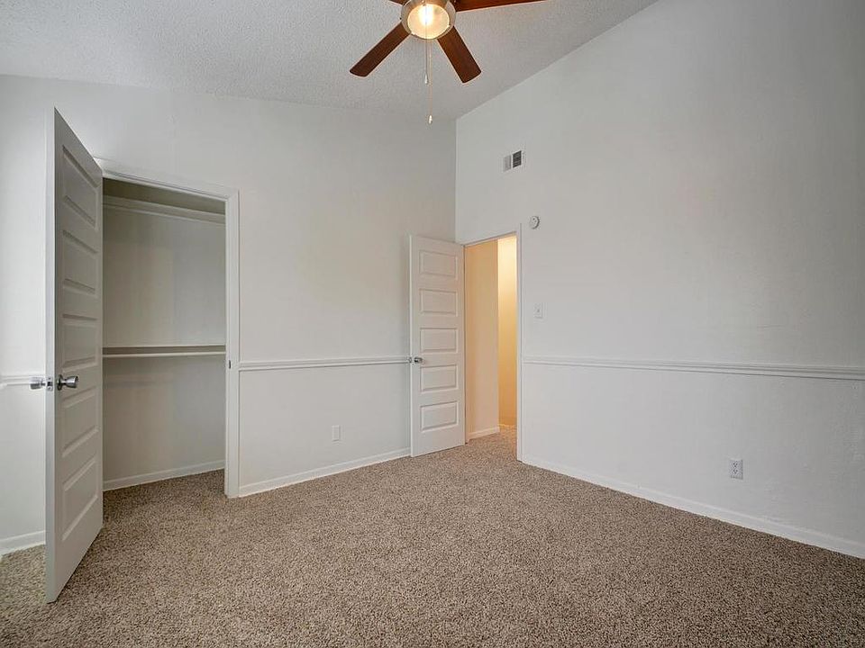 1302 Parker Ln Unit 105-MLS_Size-024-24-Other Beds and Baths