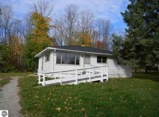 338 Ward St, Rose City, MI 48654