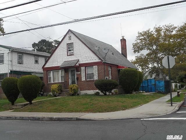 1st image of 10107 Farmers Blvd