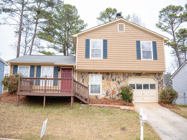 5594 Emerald Gln, Stone Mountain, GA 30088