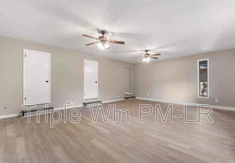 9914 Pinnacle Valley Rd — Photo 15
