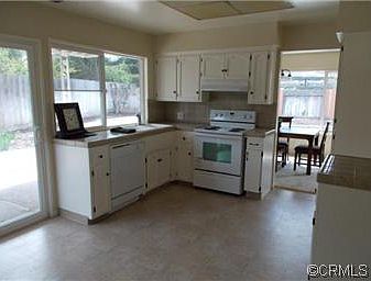 4th image of 2913 Lakewood Ct