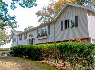 3 Brightwood Rd, Unionville, CT 06085