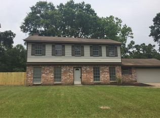 2608 N Woodloch St, Conroe, TX 77385