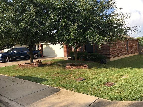 2nd image of 510 Meadow Park Dr