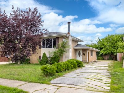 16465 Terry Ln, Oak Forest, IL, 60452