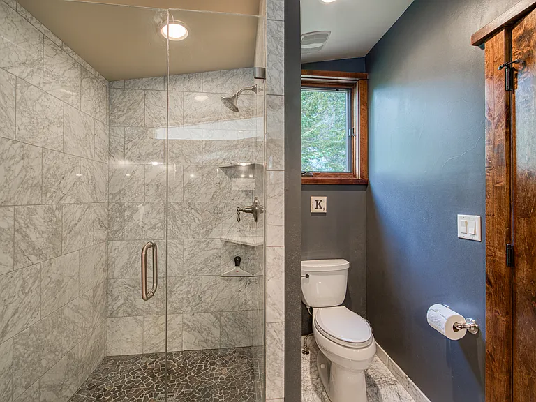 7828 River Rd — Photo 23