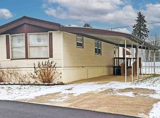 18592 Edwards Rd #100, Doylestown, OH 44230