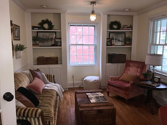 2nd image of 1203 W Washington St