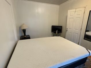 625 Dunbar St ROOM D, Durham, NC 27701