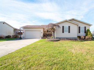 1188 Signature Dr, Youngstown, OH