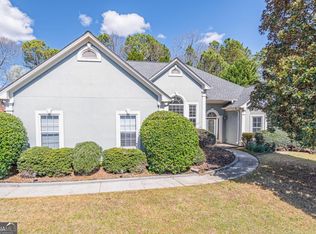210 Ruby Forest Pkwy, Suwanee, GA 30024