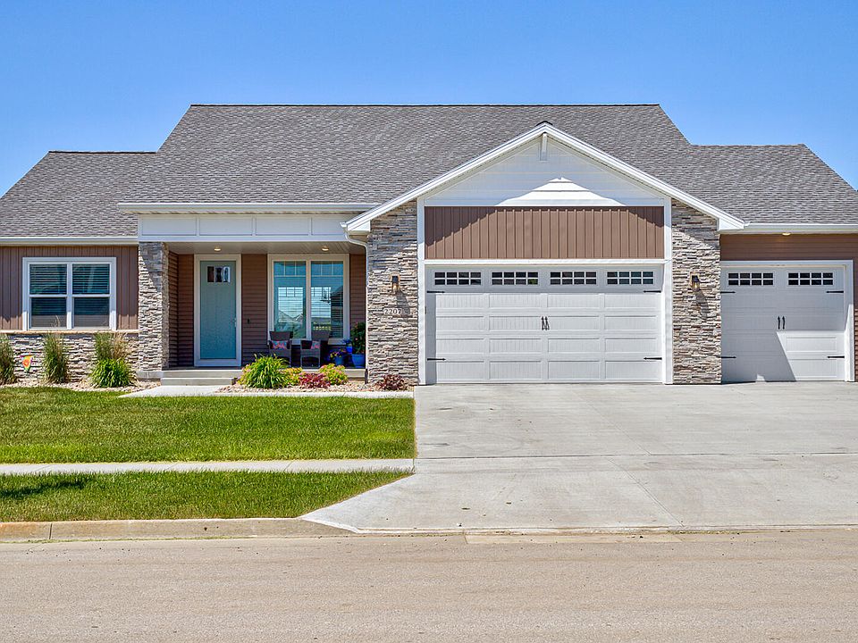 1st image of 2207 Audubon Dr