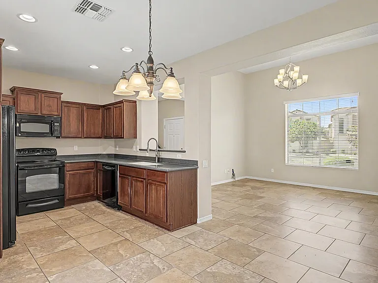 26616 N Babbling Brook Dr — Photo 17