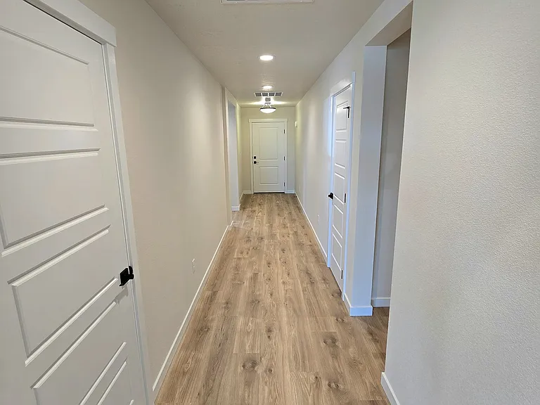 4415 Belethor Ave — Photo 5