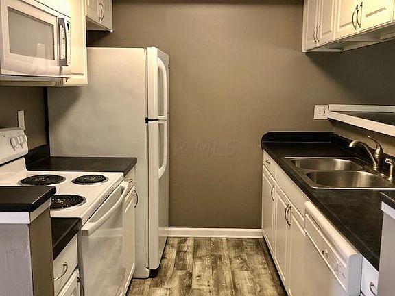 5th image of 7564 Wellshire Dr