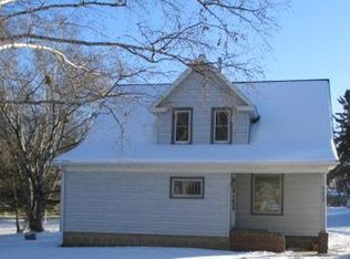 325 3rd Ave SW, Plainview, MN 55964