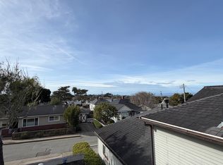 512 Monterey Ave #E, Pacific Grove, CA 93950