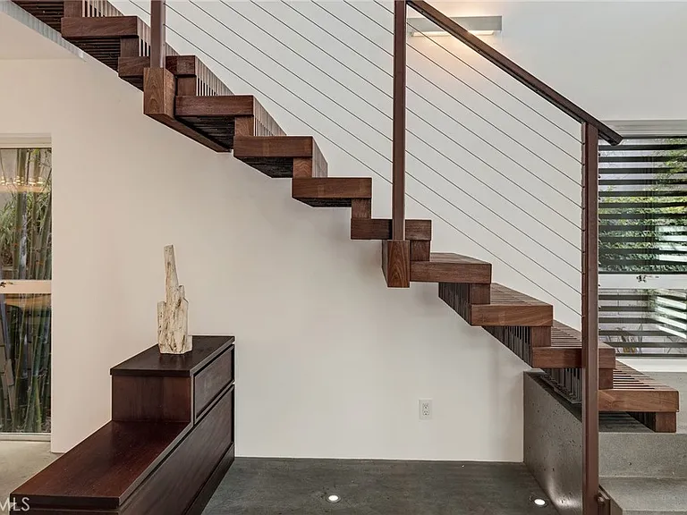 27 Driftwood St — Photo 21
