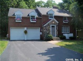 104 Wilshire Rd, Syracuse, NY 13209