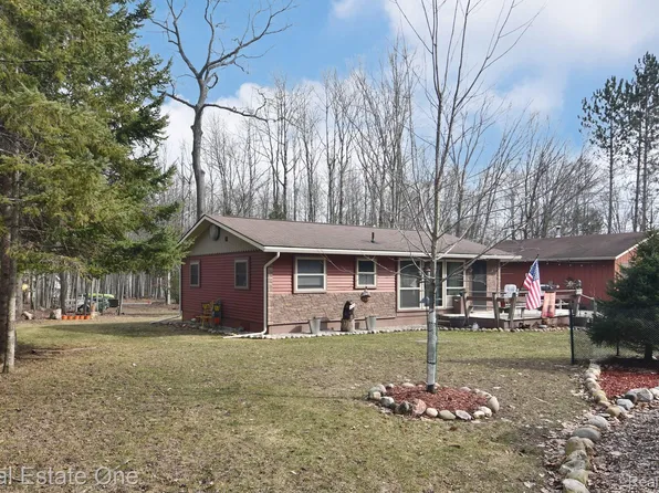 4084 N Weasel Trl, Lincoln, MI 48742