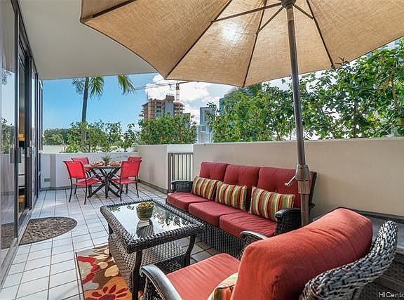 2nd image of 725 Kapiolani Blvd APT 618